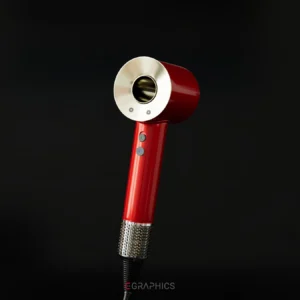 modélisation 3D d’un sèche-cheveux moderne au design élégant et raffiné. Avec son corps rouge brillant, ses accents métalliques dorés et son embout texturé